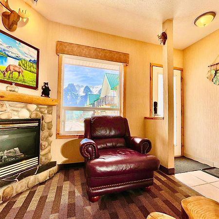 Mountainview -Privatechalet Sleep7- 5Min To Dt Vacation Home Canmore Esterno foto