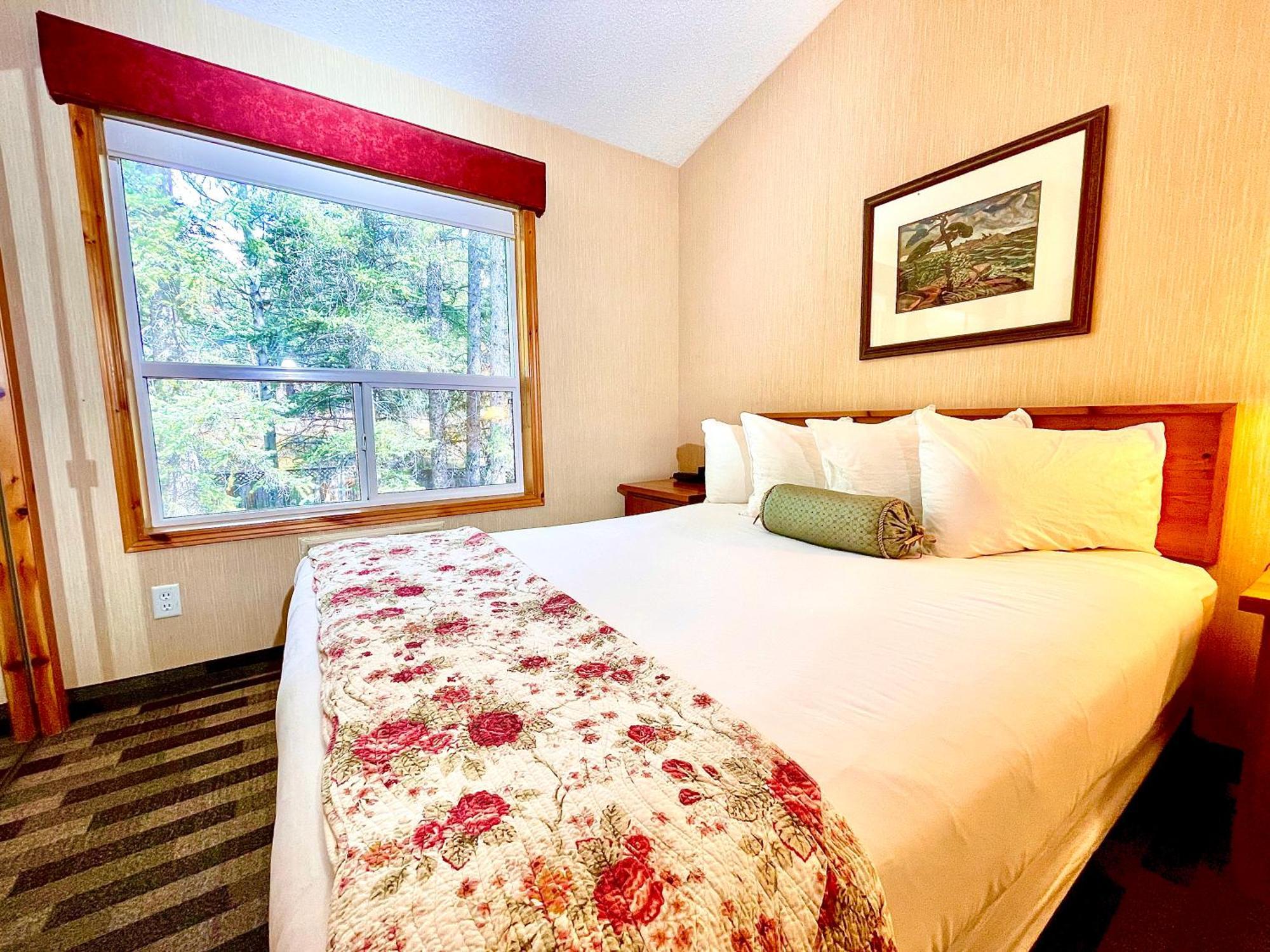 Mountainview -Privatechalet Sleep7- 5Min To Dt Vacation Home Canmore Esterno foto